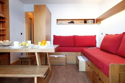 Image de 300m du centre station, balcon, télévision, casier à ski, 16m², Val Thorens
