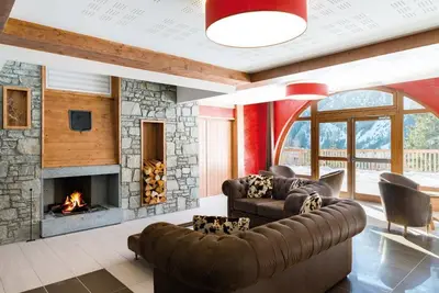 Image de Remise en forme, piscine, terrasse, balcon, télévision, casier à ski, 49-51m², Pralognan-la-Vanoise