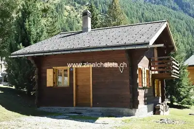 Image de Chalet individuel à Zinal - 1 chambre à 1 lit double (160x190) - 1 chambre à 2 lits - séjour - chemi