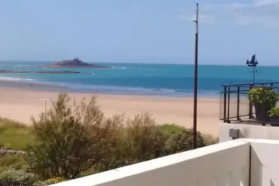 Image de \"Les Sables\" Appt 2 pers Vue Mer, Bord De Plage A Sables D'Or