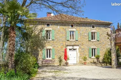 Propriété de Charme datant du 19ème siècle en plein cœur du sud Ardèche