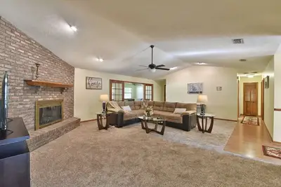 Image de Tropical Pool Home à Se Ocala! 8 personnes