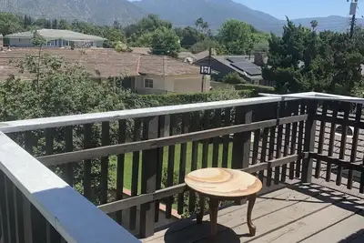 Image de Maison individuelle à l'étage avec vue sur la montagne