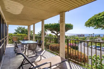 Image de Maui Hill # J-113 2bd / 2ba Ocean View, spacieux, A / C complet, près de la plage, pour 4 personnes