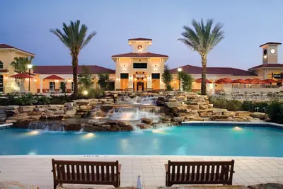 Image de Studio près de Disney World Resort avec 7 piscines, 4 parcours de golf + restaurants