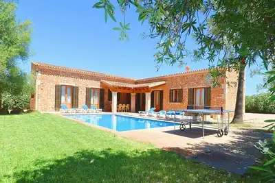 Image de Private Country House spacieuse, Ac, piscine privée à seulement 15 minutes de la belle plage Es Trenc!