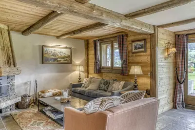 Duplex 3 chambres avec terrasse, Wifi et parking - proche pistes