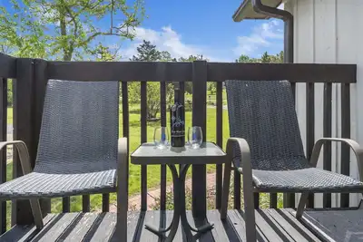Image de Suite taille droit sur le lac Tablerock. . étapes à la rive! Près de Big Cedar Lodge Red Bud Cove