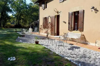 Image de Homerez - Maison rustique à Callen, près de la forêt