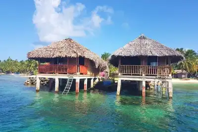 Image de Cabine privée de l'île de San Blas + Tour De L'ÎLE + Repas inclus