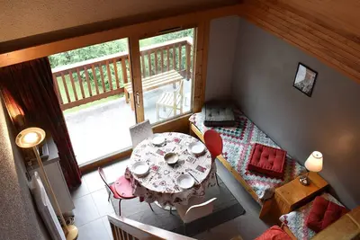 Image de Studio mezzanine 5 pers avec balcon sud, cœur Méribel, proche pistes et commerces
