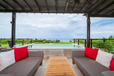 Image de Membre Premier Resort, Vue sur l'océan, Bassin profond, Ac, Wifi gratuit, Cuisine gastronomique