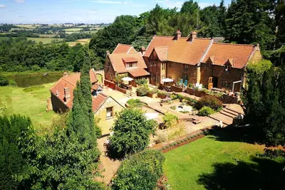 Image de Aslan, C. S Lewis a inspiré un hébergement dans l'Oxfordshire Cotswolds. 6 personnes
