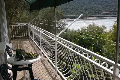 Image de Appartement de deux chambres prés de la plage Luka Dubrava, Peljesac (A-13632-b)