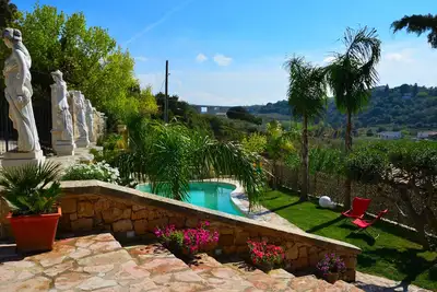 Image de Dependance Desirée, piscina ad uso esclusivo e Jac