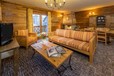 Image de Chalet à Les Arcs avec piscine et sauna