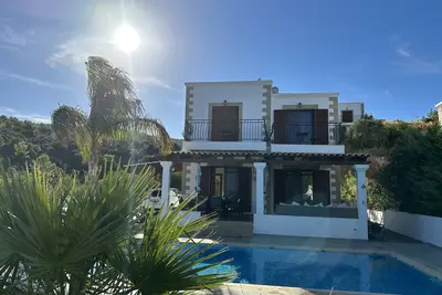 Image de Maison de vacances avec piscine et vue mer imprenable