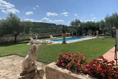 Image de Villa familiale piscine privée sans vis à vis
