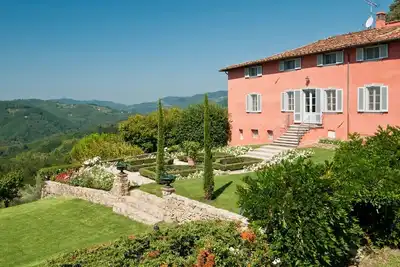 Image de Villa Bellaria à Lucques, en Toscane