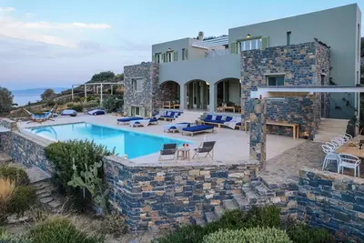 Image de Villa Queen - Villa 8 chambres - 16 personnes