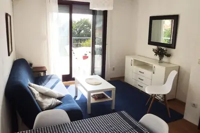 Image de Belle appartement 1br avec terrasse panoramique sur la baie de Budva