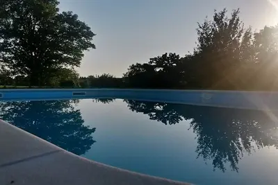Image de Paradisiaque Gîte avec Superbe piscine chauffée
