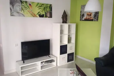 Image de Appartement Cozy Avec 2 Chambres Proche De La Plage Avec Vue Sur La Mer