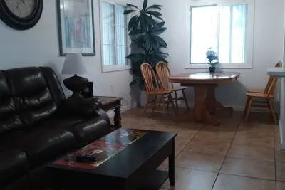 Image de Cool2bedroom2bathcondo près des municipalités