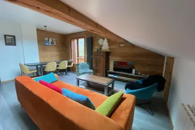Image de Duplex 3 chambres dans chalet calme, cocooning. Animaux de compagnie acceptés!