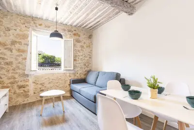 Image de Chez Dominique - 1 chbre Center Antibes Migrainier T2 avec climatisation