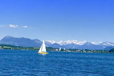 Image de Maison avec vue sur le lac près de Lucerne \/ Sempachersee