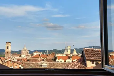 Lumière et détente dans le quadrilatère romain