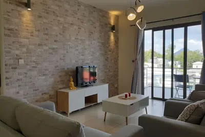 Image de Penthouse de luxe Westwood avec toit privé