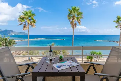 Cala Bona Calm & Beach - Apartment in front of the beach of Cala Bona. Free WiFi