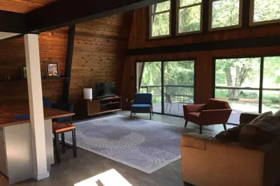 Image de Chalet de charme en Colombie-Britannique près de Yellow Springs, Clifton et Cedarville