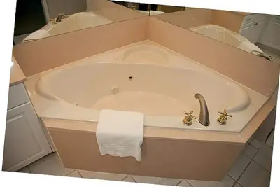 Image de 3 chambres 2 salles de bain Penthouse Ă louer au French Quarter Resort Ă Branson, Mo.