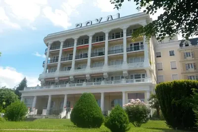 Image de Studio 4* dans ancien Palace Royal a Aix-Les-Bains