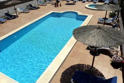 Image de Casitasmanoli, les chalets de Zahora, piscine, très proche de la plage, Wi-Fi