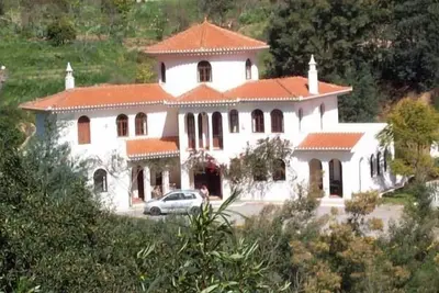 Image de Belle villa de 4 chambres avec piscine propre combo dans 12 Acres