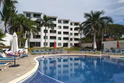 Image de Condo 2br / 2ba en bord de mer Ă Colibri!