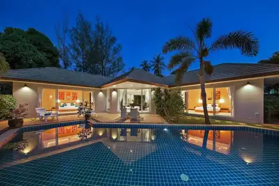 Lipa Talay Haa - Piscine privée et jardin