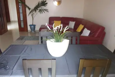 Image de Grand  Appartement  a  Mbao