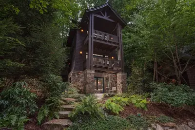 Image de Serendipity: Design de montagne moderne dans le magnifique village de Cheshire