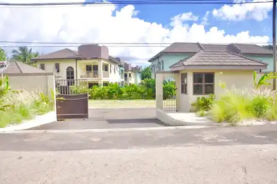 Image de Villas privées et sécurisées en bord de plage - Old Fort Bay (Chatham @ Watermill Villas)