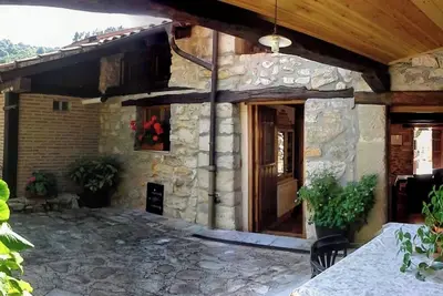 Image de Casa La Table - Chambres avec jardin entre mer et montagne.