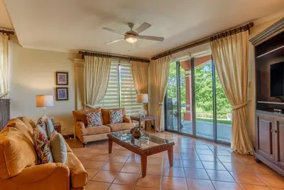 Image de Belle Reserva Conchal Ocean View Condo Terrace 2 chambres