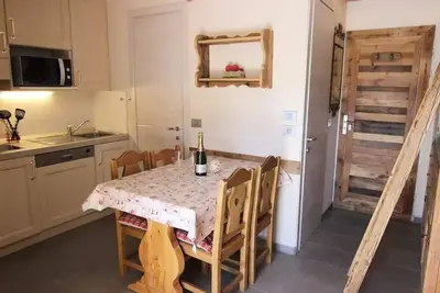 Image de Altineige Studio Cabine 25m2 4 Pers Style Chalet