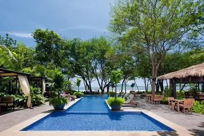 Image de Votre condo de luxe au Langosta Beach Club