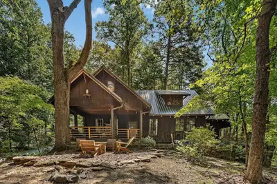 Image de Not Johnny's Cabin - Locations de vacances Ă Mr Lake Lure