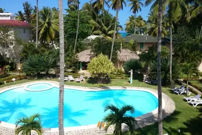 Image de Appartement entièrement rénové - 80m Plage Popy \/ Piscine \/ Wifi Gratuit